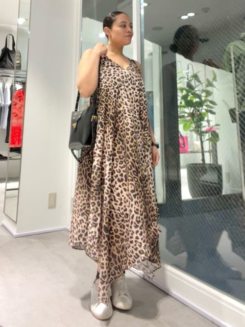 セール】LIL LEOPARD PRINT ASYMMETRIC MAXI DRESS | LIL