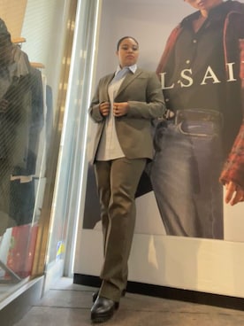 「ALLSAINTS（オールセインツ）のアイテム」を使った、Vivienneさん（レディース・160cm）の春コーディネート