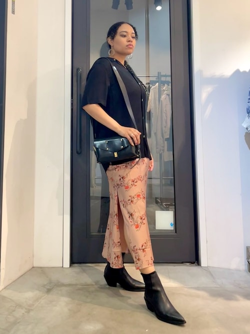 ALLSAINTS（オールセインツ）の「ZORA RUFFLE IONA FLORAL PRINT