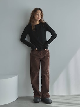 「アイテム（サンダル）」を使った、feepurさん（レディース・165cm）の秋コーディネート