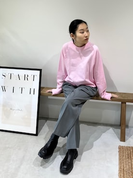 「feepur（フェピュール）のアイテム（スウェット）」を使った、feepurさん（レディース・156cm）の冬コーディネート