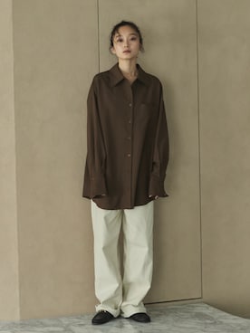 「アイテム（ローファー）」を使った、feepurさん（レディース・161cm）の秋コーディネート