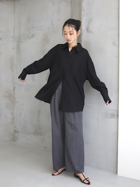 「feepur（フェピュール）のツータックグルカパンツ（スラックス）」を使った、feepurさん（レディース・169cm）の夏コーディネート