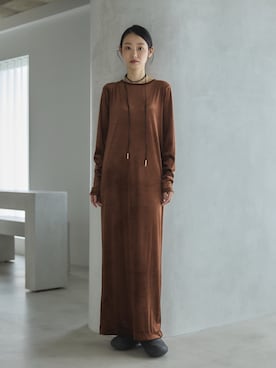 「アイテム（サンダル）」を使った、feepurさん（レディース・169cm）の秋コーディネート