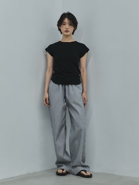 「feepur（フェピュール）のフライスアウトロックフレンチTee（Tシャツ/カットソー、ブラック系）」を使った、feepurさん（レディース・153cm）の夏コーディネート