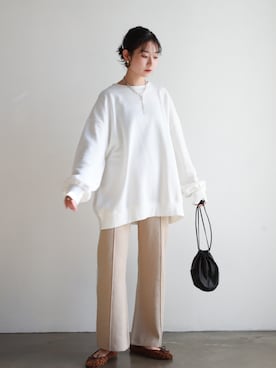 「feepur（フェピュール）のアイテム（スウェット）」を使った、feepurさん（レディース・156cm）の冬コーディネート
