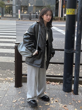 「アイテム（スウェットパンツ）」を使った、feepurさん（レディース・153cm）の冬コーディネート