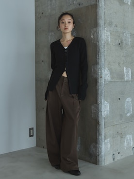 「アイテム（ローファー）」を使った、feepurさん（レディース・161cm）の秋コーディネート