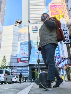 「Eddie Bauer（エディーバウアー）のアイテム（スラックス）」を使った、yaj1102さん（メンズ・167cm）の秋コーディネート