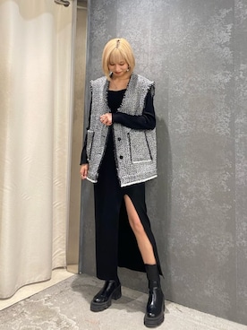 「EMODA（エモダ）のアイテム（ワンピース）」を使った、西條 愛(EMODA)さん（レディース・164cm）の秋コーディネート