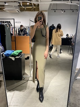 「EMODA（エモダ）のアイテム（ワンピース）」を使った、西條 愛(EMODA)さん（レディース・164cm）の冬コーディネート