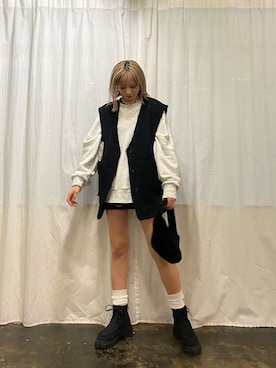 「EMODA」｜「アイテム（スウェット）」を使った、西條 愛(EMODA)さん（レディース・164cm）の夏コーディネート