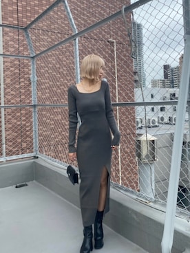 「EMODA（エモダ）のアイテム（ワンピース）」を使った、西條 愛(EMODA)さん（レディース・164cm）の秋コーディネート