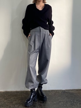 「EMODA（エモダ）のアイテム（その他パンツ）」を使った、西條 愛(EMODA)さん（レディース・164cm）の冬コーディネート