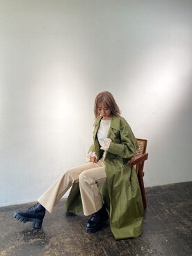 「EMODA（エモダ）のアイテム（その他パンツ）」を使った、西條 愛(EMODA)さん（レディース・164cm）の冬コーディネート