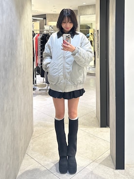 西條 愛(EMODA)さんのコーディネート