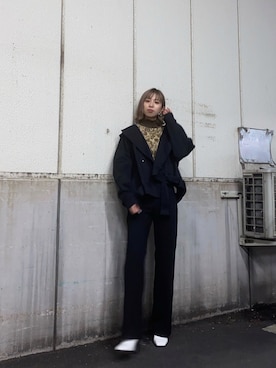 「EMODA（エモダ）のアイテム（トレンチコート）」を使った、西條 愛(EMODA)さん（レディース・164cm）の冬コーディネート