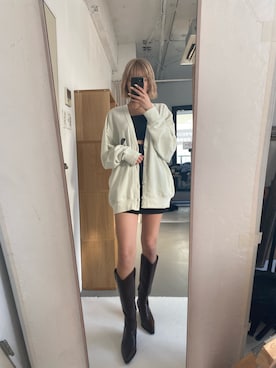 「EMODA（エモダ）のアイテム（カーディガン/ボレロ）」を使った、西條 愛(EMODA)さん（レディース・164cm）の春コーディネート