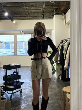 「EMODA（エモダ）のアイテム（ファッション雑貨）」を使った、西條 愛(EMODA)さん（レディース・164cm）の冬コーディネート