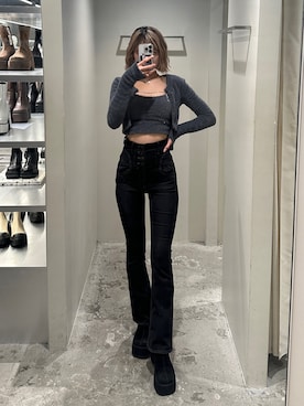 西條 愛(EMODA)さんのコーディネート