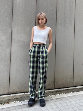 「EMODA（エモダ）のアイテム（タンクトップ）」を使った、西條 愛(EMODA)さん（レディース・164cm）の春コーディネート