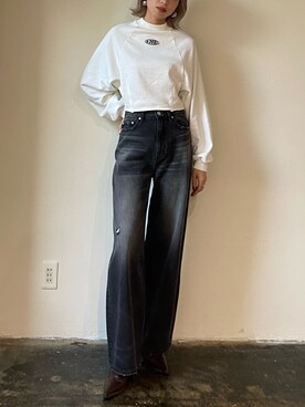 「EMODA（エモダ）のアイテム（スウェット）」を使った、西條 愛(EMODA)さん（レディース・164cm）の冬コーディネート