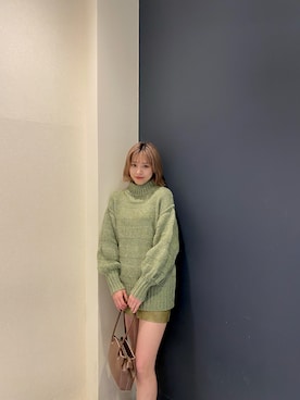 「11月」｜「アイテム（スカート）」を使った、西條 愛(EMODA)さん（レディース・164cm）の冬コーディネート