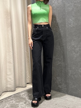 「EMODA（エモダ）のアイテム（サンダル）」を使った、西條 愛(EMODA)さん（レディース・164cm）の春コーディネート