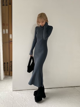「EMODA（エモダ）のアイテム（ワンピース）」を使った、西條 愛(EMODA)さん（レディース・164cm）の秋コーディネート