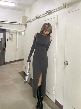 「EMODA（エモダ）のアイテム（ワンピース）」を使った、西條 愛(EMODA)さん（レディース・164cm）の冬コーディネート