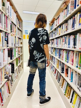 「MASTERMIND WORLD（マスターマインドワールド）のアイテム」を使った、Bie Ngさん（メンズ・173cm）の秋コーディネート