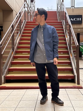 「NOLLEY’S（ノーリーズ）のダブルワッシャー タイプライター レギュラーカラーシャツ 25AW（シャツ/ブラウス、ブルー系）」を使った、atsushiさん（メンズ・160cm）の春コーディネート