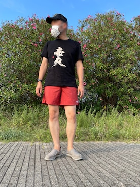 「crocs（クロックス）のアイテム（スニーカー）」を使った、hirochanさん（メンズ・174cm）の夏コーディネート