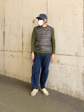 「crocs（クロックス）のアイテム（スニーカー）」を使った、hirochanさん（メンズ・174cm）の冬コーディネート