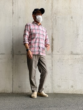 「crocs（クロックス）のアイテム（スニーカー）」を使った、hirochanさん（メンズ・174cm）の秋コーディネート