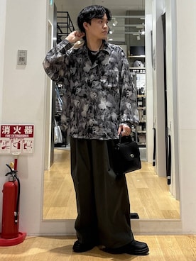 「LAKOLE（ラコレ）のタンクソールビットローファー / 182121（ローファー、ブラック系）」を使った、ぬまさん（メンズ・166cm）の春コーディネート