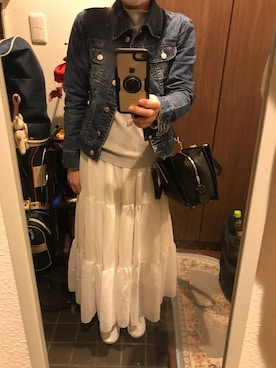 「アイテム（デニムスカート）」を使った、めーさん（レディース・154cm）の春コーディネート