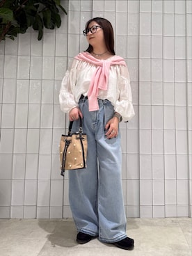 「B.C STOCK（ベーセーストック）のウォッシャブル / DU JOUR / デュ ジュール PEG TUCK JEAN（デニムパンツ、ブルー系）」を使った、stj04190618さん（レディース）の春コーディネート
