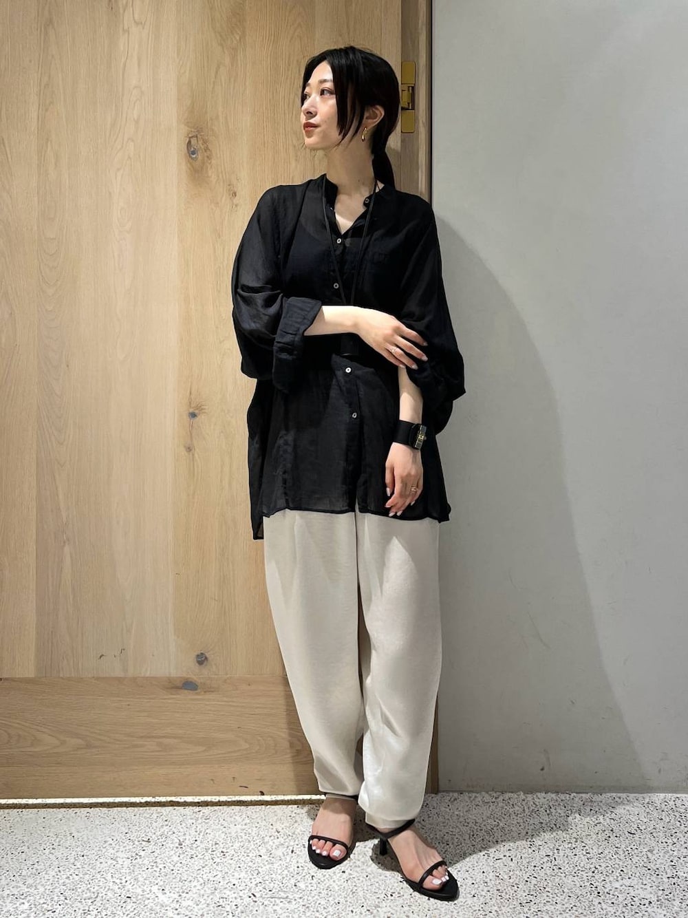 Curensology(カレンソロジー)/ダブルサテンタックパンツを使った