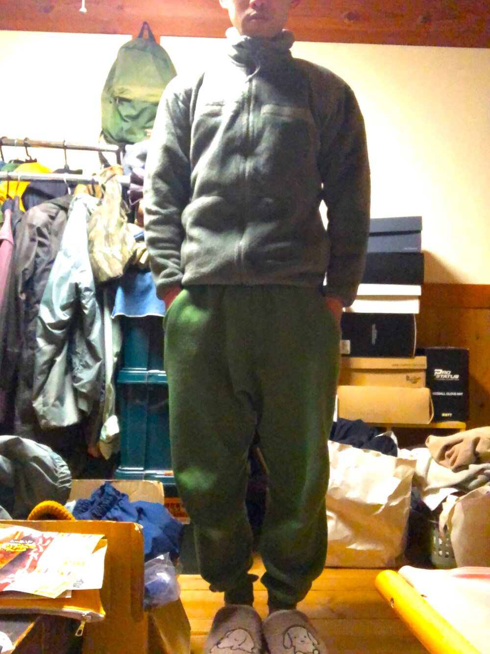 「ミリタリー、フリ一ス、ECWCS Gen3」｜「MILITARYの実物 新品 デッドストック 米軍 ECWCS Gen3 POLARTEC（ポーラテック） フリースジャケット（ミリタリージャケット、グリーン系）」を使った、ユウさん（メンズ・166cm）の冬コーディネートの1枚目の写真