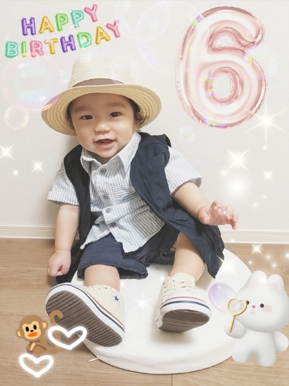 「このスタイルがお気に入り、夏コーデ、シャツスタイル、お出かけコーデ、むぎわら帽子、０歳、赤ちゃん、ベビーコーデ、シンプルコーデ、初夏コーデ、おしゃれさんと繋がりたい、むすこーで、ハーフパンツ、コンバース、6ヶ月」｜「産まれたてのえいちゃん🐒✨のアイテム（その他、その他）」を使った、EITOさん（キッズ・70cm）の夏コーディネートの1枚目の写真