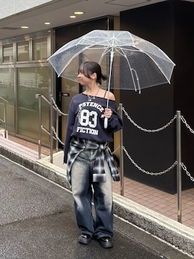 「WHO'S WHO gallery（フーズフーギャラリー）のエリオットナンバリングワンショルダースウェット（スウェット）」を使った、サクヤさん（レディース・149cm）の秋コーディネート