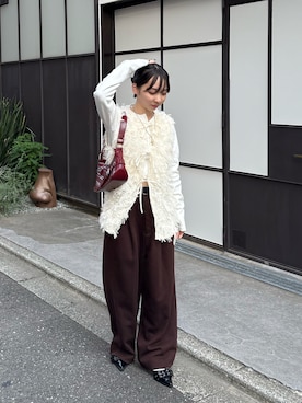 「アイテム（ベスト）」を使った、サクヤさん（レディース・149cm）の秋コーディネート