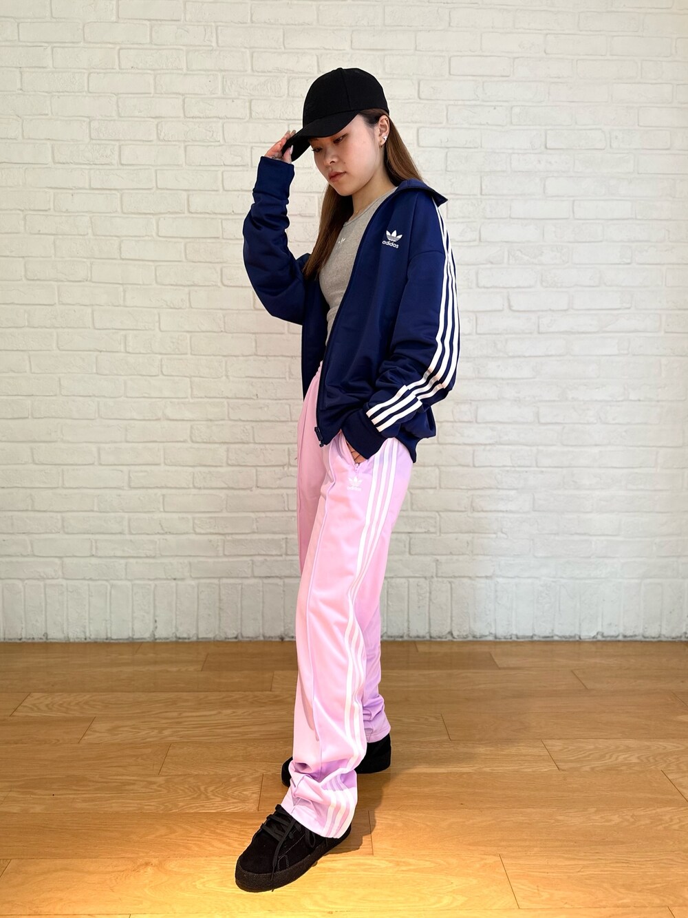 IM(アディダス オリジナルスショップ ラゾーナ川崎プラザ)｜adidasの 