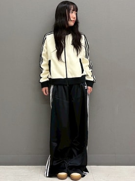 「アイテム（スウェットパンツ）」を使った、KKさん（レディース・150cm）の秋コーディネート