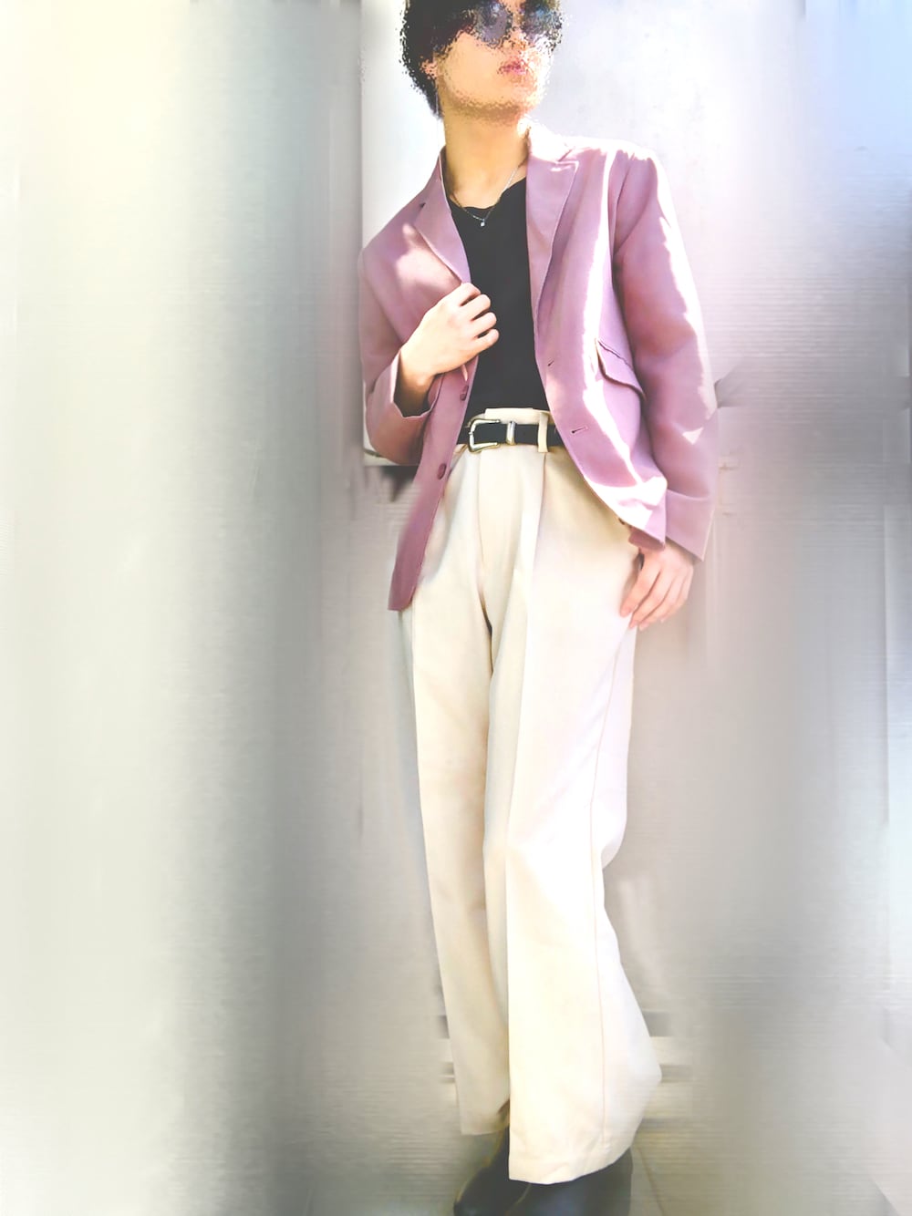 「春服、お洒落さんとつながりたい、スラックス、UNIQLO、GU、初投稿、服好きな人と繋がりたい、ジャケット、ラベンダー、チャラコーデ」｜「UNIQLOのクルーネックT（半袖）（Tシャツ/カットソー、ブラック系）」を使った、幹桜さん（メンズ・171cm）の春コーディネートの1枚目の写真