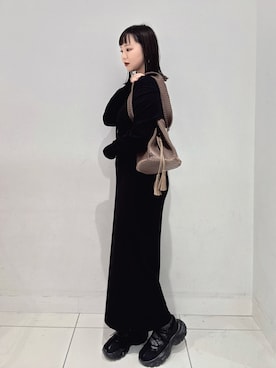 「アイテム（ワンピース/ドレス）」を使った、あべのりさん（レディース・164cm）の秋コーディネート