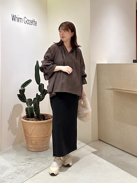 「アイテム（チョーカー）」を使った、髙橋さん（レディース・158cm）の秋コーディネート