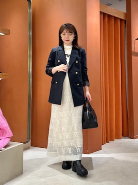 「アイテム（チョーカー）」を使った、髙橋さん（レディース・158cm）の秋コーディネート