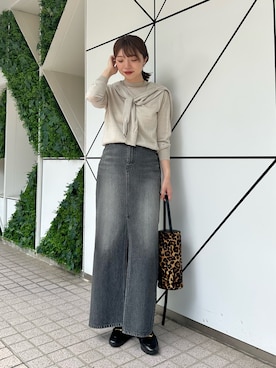 「アイテム（デニムスカート）」を使った、髙橋さん（レディース・158cm）の夏コーディネート